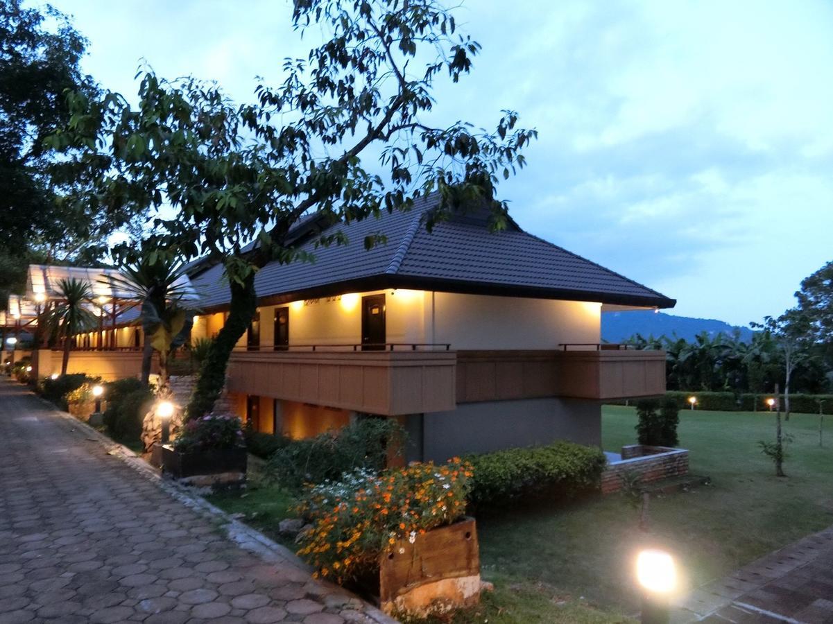 ดอยตุง ลอดจ์ Hotel บ้านไร่ ภายนอก รูปภาพ