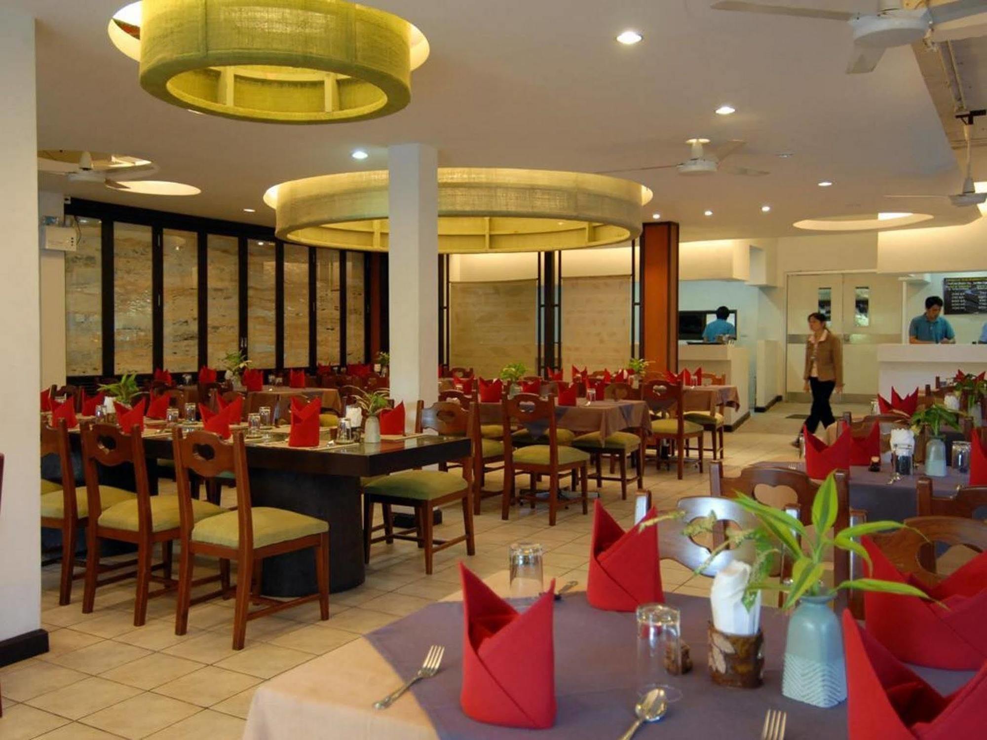 ดอยตุง ลอดจ์ Hotel บ้านไร่ ภายนอก รูปภาพ
